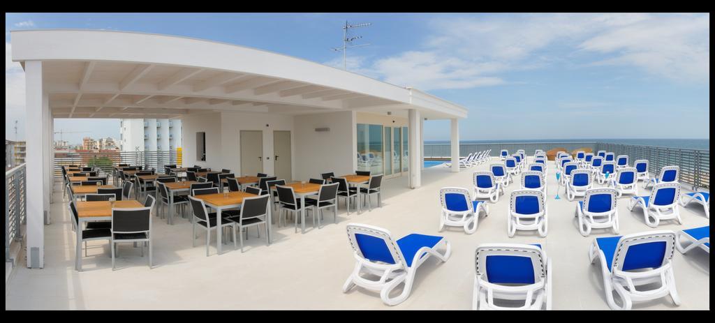 Medi Garden Hotel&Residence Alba Adriatica Eksteriør billede